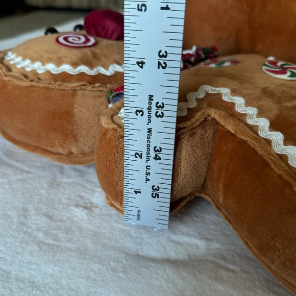 Hobby lobby Set of 2 Gingerbread Man Boy with Chef Hat and Girl PlushPillows New - Picture 4 of 10